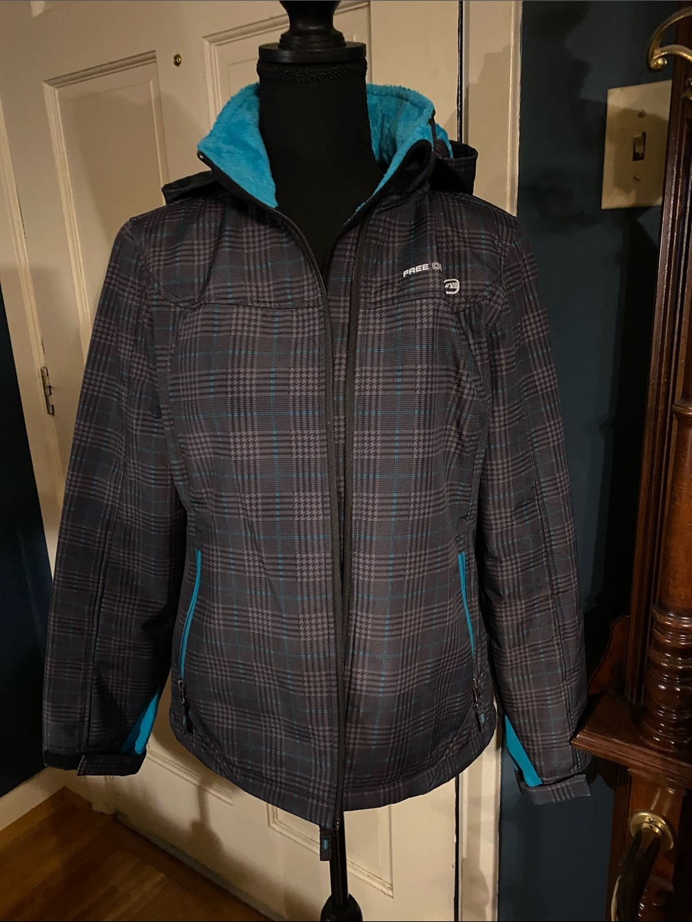 Free Country Navy Plaid Jacket with Teal Accents - Picture 1 of 7